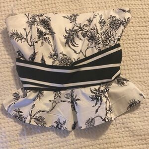 White House Black Market Black and White Floral strapless Blouse